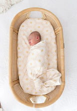 Load image into Gallery viewer, Organic Cotton Jersey Change Pad / Bassinet Sheet | Daisy