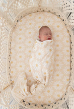 Load image into Gallery viewer, Organic Cotton Jersey Change Pad / Bassinet Sheet | Daisy