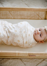 Load image into Gallery viewer, Cotton and Bamboo Swaddle | Daisy