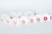 Load image into Gallery viewer, Play Crown | Pretty In Purple