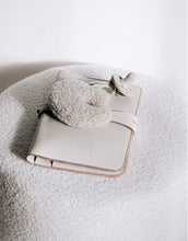 Load image into Gallery viewer, Diaper Wallet | Blanc