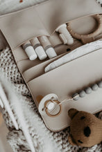 Load image into Gallery viewer, Diaper Wallet | Blanc
