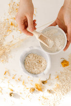 Load image into Gallery viewer, Oat and Calendula Bath