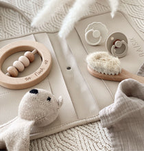 Load image into Gallery viewer, Diaper Wallet | Blanc