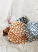 Load image into Gallery viewer, Five-Panel Hat | Sunflower