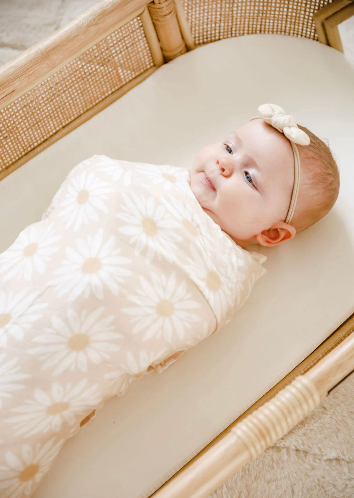 Cotton and Bamboo Swaddle | Daisy