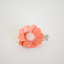 Load image into Gallery viewer, Daisy Clip | Pink Grapefruit
