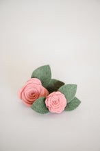 Load image into Gallery viewer, Small Flower Clip | Blushing Bride
