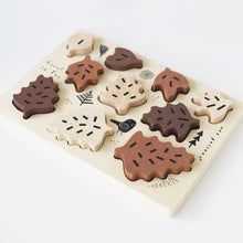 Load image into Gallery viewer, Wooden Tray Puzzle | Count To 10 Leaves
