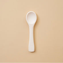 Load image into Gallery viewer, Silicone Spoon | Shell
